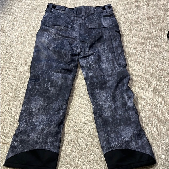 Men’s Medium Rip Zone snow pants - Picture 5 of 6